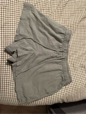 Light sage Casual Drawstring Shorts